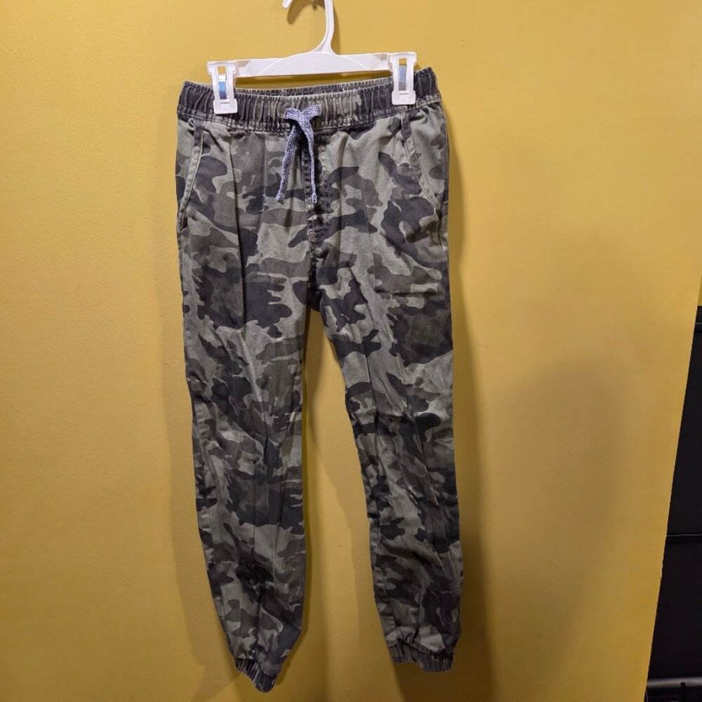 camo pants